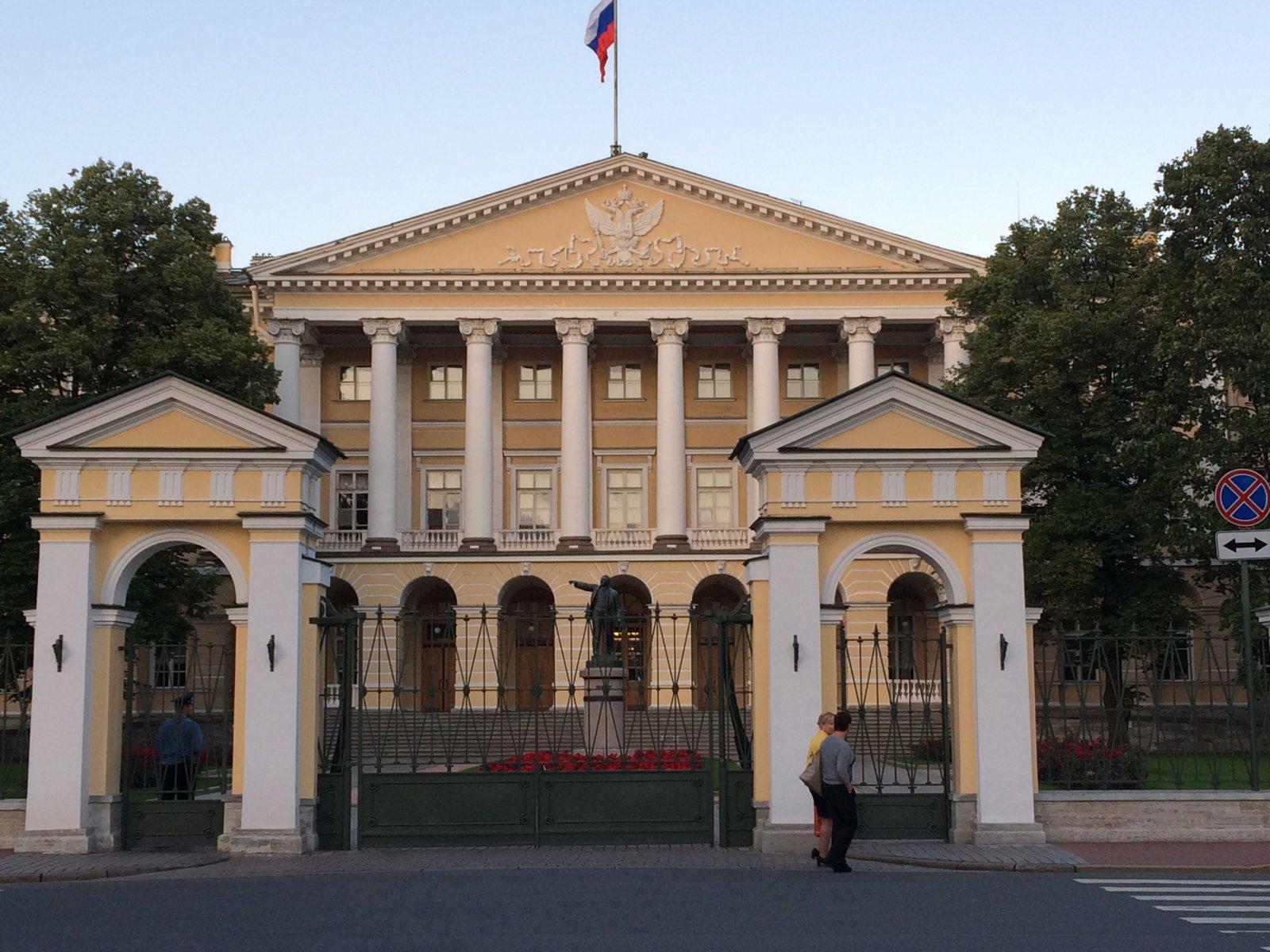 Правительство санкт петербурга фото