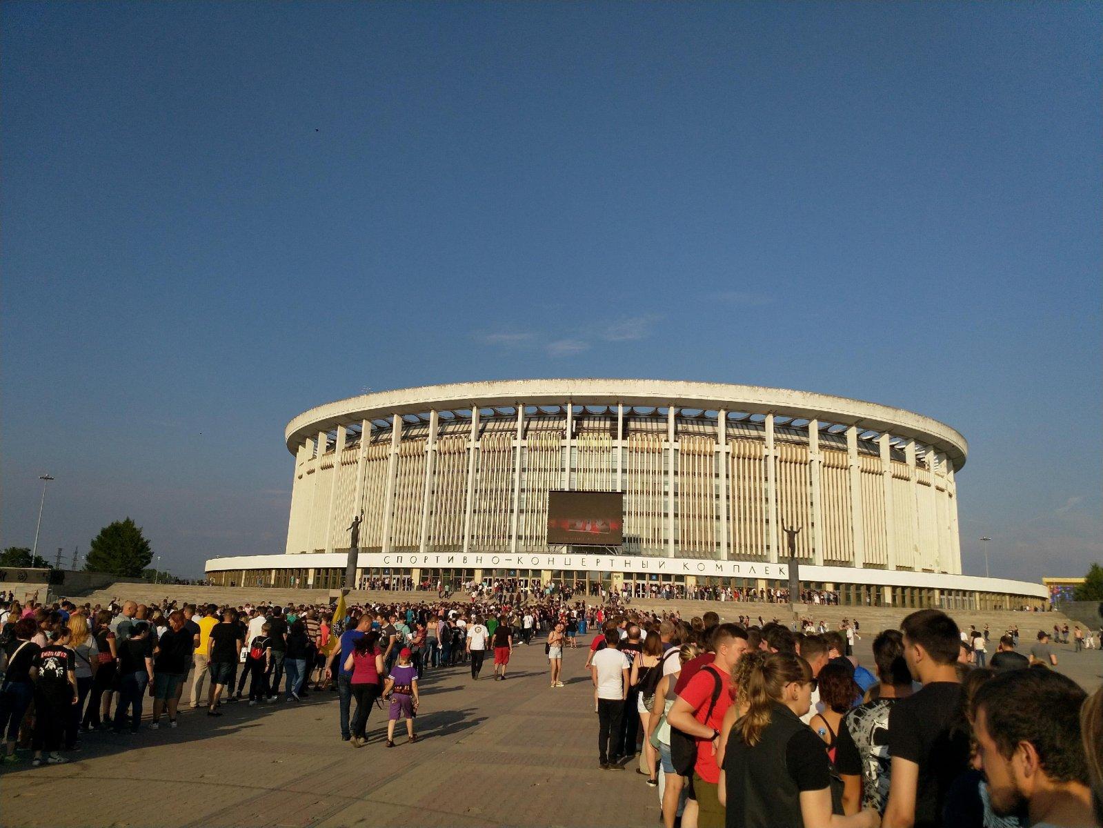 Спортивный комплекс санкт петербург. Петербургский спортивно-концертный комплекс просп. Юрия Гагарина, 8. Спортивно-концертный комплекс на проспекте Гагарина 20 век. «Спортивно концертный комплекс «Петербургский» 2021. Спортивно концертный комплекс Томск.